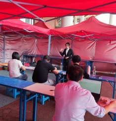 口腔医学院积极组织学生参加校园招聘会